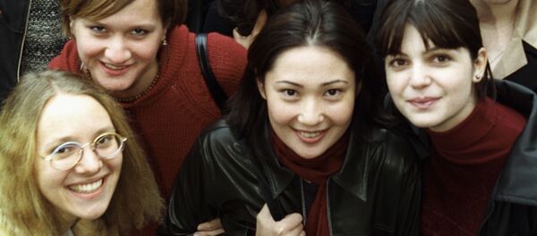 Студенты МГУ Студенты МГУ - Sputnik Ўзбекистон