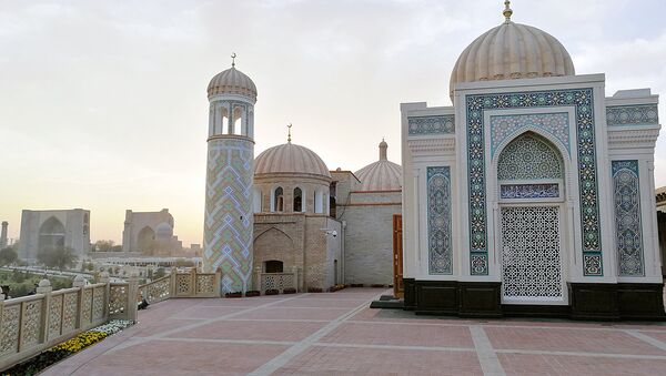 Место захоронения Ислама Каримова в Самарканде - Sputnik Узбекистан