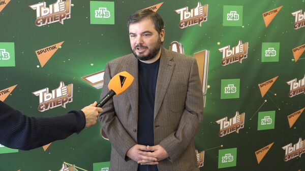 Генеральный продюсер телеканала НТВ Тимур Вайнштейн поделился впечатлениями об участниках из Ближнего Зарубежья - Sputnik Узбекистан