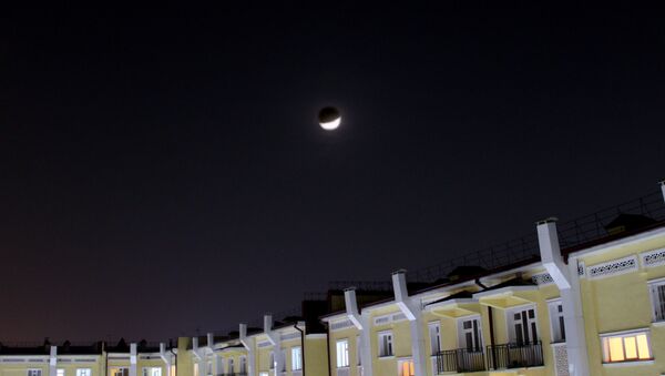 Луна в Ташкенте - Sputnik Узбекистан