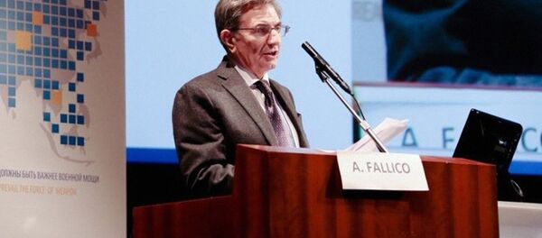 Председатель Совета директоров банка Intesa Председатель Совета директоров банка Intesa - Sputnik Узбекистан