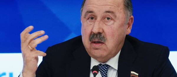 Заместитель председателя Комитета Государственной Думы РФ по физической культуре, спорту, туризму и делам молодежи Валерий Газзаев Заместитель председателя Комитета Государственной Думы РФ по физической культуре, спорту, туризму и делам молодежи Валерий Газзаев - Sputnik Узбекистан