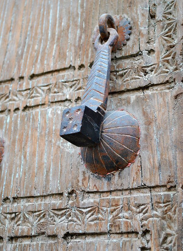 Дверь дома в Бухаре - Sputnik Узбекистан