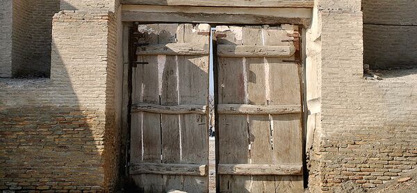 Крепостные ворота в Бухаре Крепостные ворота в Бухаре - Sputnik Узбекистан