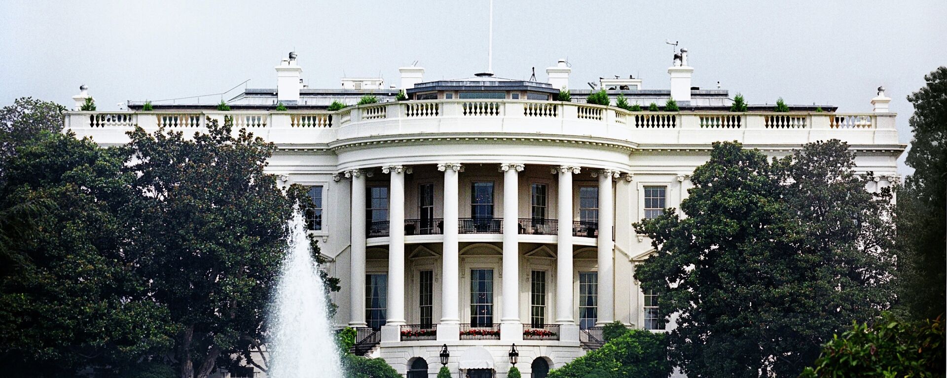 Белый дом в Вашингтоне - Sputnik Ўзбекистон, 1920, 03.10.2023