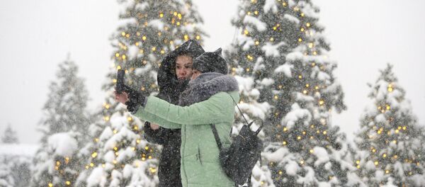 Снегопад в Москве Снегопад в Москве - Sputnik Ўзбекистон