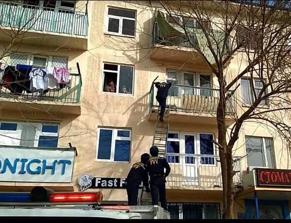 Оказана помощь одинокой женщине в Бухаре Оказана помощь одинокой женщине в Бухаре - Sputnik Узбекистан