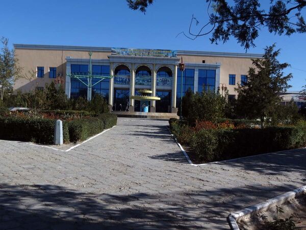 В Учкудуке находится северное рудоуправление Навоийского горно-металлургического комбината (НГМК), которое является градообразующим предприятием. - Sputnik Узбекистан