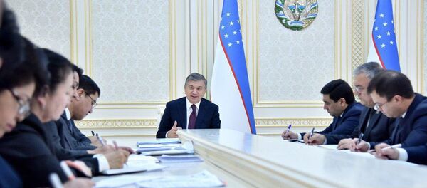 Shavkat Mirziyoyev: yaxshi oila uchun kurashish kerak Shavkat Mirziyoyev: yaxshi oila uchun kurashish kerak - Sputnik O‘zbekiston