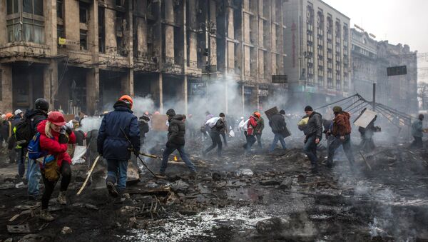 Беспорядки на Майдане в феврале 2014 года - Sputnik Узбекистан