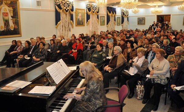 В Ташкенте отметили 145-летие Федора Шаляпина В Ташкенте отметили 145-летие Федора Шаляпина - Sputnik Узбекистан