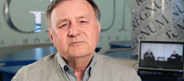 Станислав Тарасов Станислав Тарасов - Sputnik Ўзбекистон