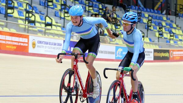 Велосипедисты из Узбекистана на чемпионате Азии по велоспорту - Sputnik Узбекистан