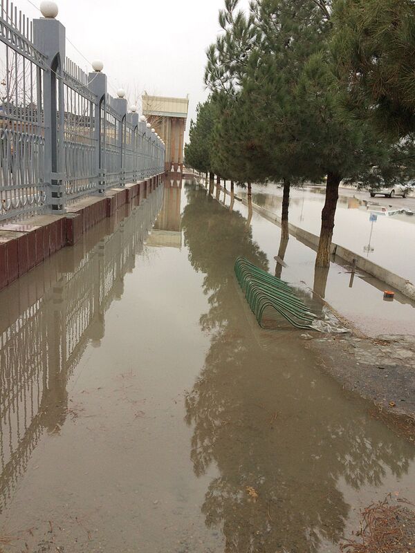 Последствия дождя в Бухаре - Sputnik Узбекистан