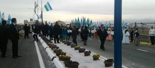 Открытие КПП Жартепа между Узбекистаном и Таджикистаном Открытие КПП Жартепа между Узбекистаном и Таджикистаном - Sputnik Ўзбекистон