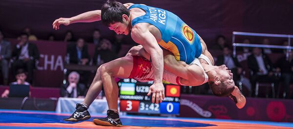 Чемпионат Азии по борьбе во Дворце спорта в Бишкеке Чемпионат Азии по борьбе во Дворце спорта в Бишкеке - Sputnik Ўзбекистон