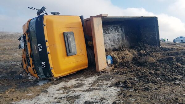 Семеро человек погибли в аварии на трассе Актау-Бейнеу - Sputnik Узбекистан