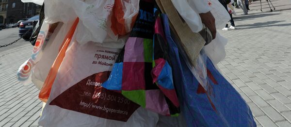 Акция зеленых против использования пластиковых пакетов Акция зеленых против использования пластиковых пакетов - Sputnik Ўзбекистон
