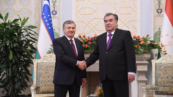 Встреча Шавката Мирзиёева и Эмомали Рахмона в Душанбе - Sputnik Узбекистан