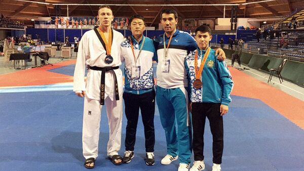 Сборная Узбекистана по тхэквондо на открытом чемпионате Нидерландов Dutch Open - Sputnik Узбекистан