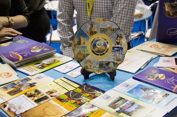 Выставка Mitt в Москве Выставка Mitt в Москве - Sputnik Узбекистан