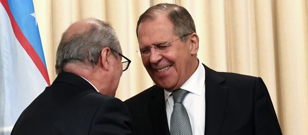 Встреча глав МИД РФ и Узбекистана С. Лаврова и А. Камилова Встреча глав МИД РФ и Узбекистана С. Лаврова и А. Камилова - Sputnik Узбекистан