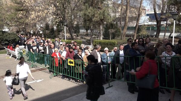 Очередь на избирательный участок в Ташкенте - Sputnik Узбекистан