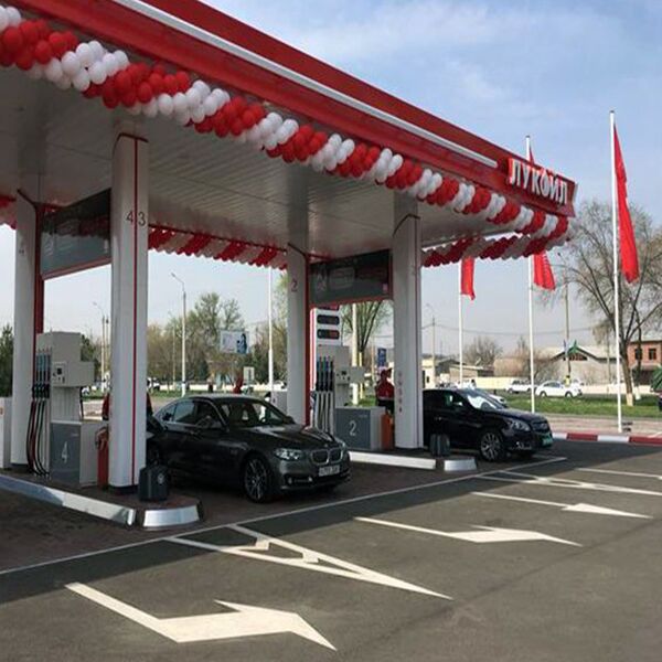 Лукойл открыл первую АЗС в Узбекистане - Sputnik Узбекистан