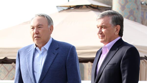 Шавкат Мирзиёев и Нурсултан Назарбаев на праздновании Навруза в Самарканде - Sputnik Узбекистан