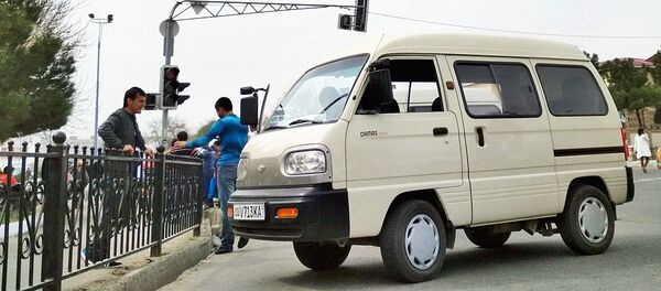 Автомобиль Дамас - Sputnik Узбекистан