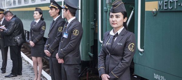 В Бишкек прибыл поезд из Ташкента В Бишкек прибыл поезд из Ташкента - Sputnik Ўзбекистон