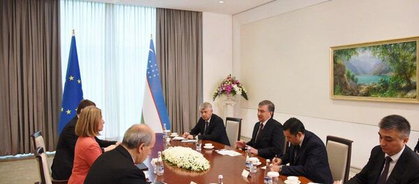 Shavkat Mirziyoyev prinyal Verxovnogo predstavitelya YeS po inostrannim delam i politike bezopasnosti Federika Mogerini prinyavshey uchastie v mejdunarodnoy konferensii Mirniy protsess, sotrudnichestvo v sfere bezopasnosti i regionalnoe vzaimodeystvie - Sputnik O‘zbekiston