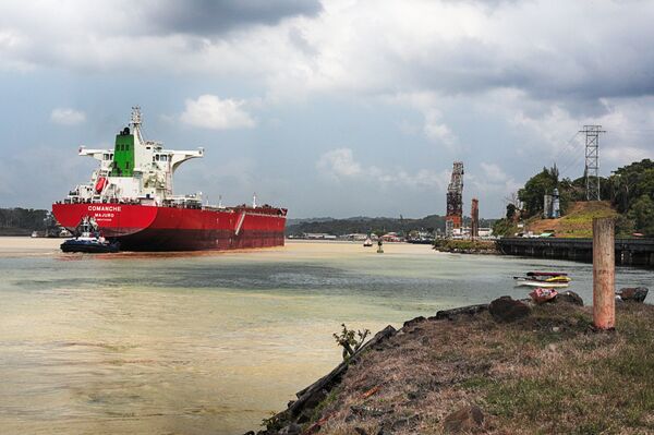 Панама – это далеко не футбол. Это Панамский канал – судоходный канал, соединяющий Тихий и Атлантический океаны Панама – это далеко не футбол. Это Панамский канал – судоходный канал, соединяющий Тихий и Атлантический океаны - Sputnik Узбекистан