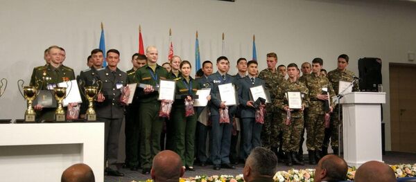 На Международной олимпиаде по иностранному языку среди курсантов высших военных образовательных учреждений и вузов На Международной олимпиаде по иностранному языку среди курсантов высших военных образовательных учреждений и вузов - Sputnik Ўзбекистон