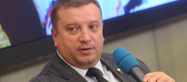 Член Комитета Совета Федерации по обороне и безопасности Алексей Кондратьев - Sputnik Узбекистан