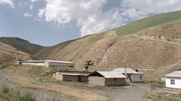 Таджикское селение в пограничном районе - Sputnik Ўзбекистон
