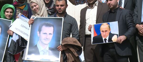 Спасибо, Россия! - сирийцы в разных странах поблагодарили Россию Спасибо, Россия! - сирийцы в разных странах поблагодарили Россию - Sputnik Узбекистан