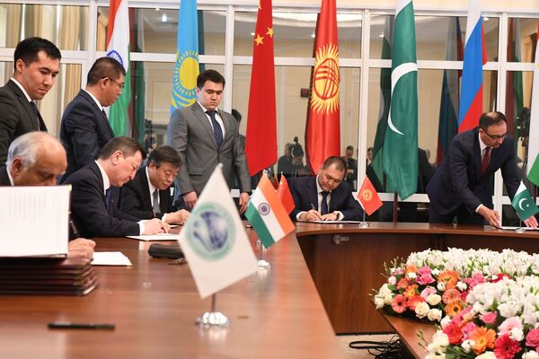 Подписание соглашений на заседании РАТС ШОС в Ташкенте - Sputnik Узбекистан