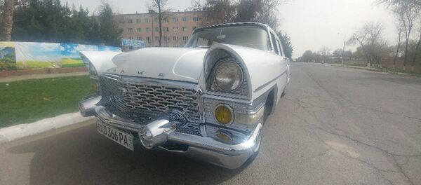 Автомобиль Чайка - Sputnik Узбекистан