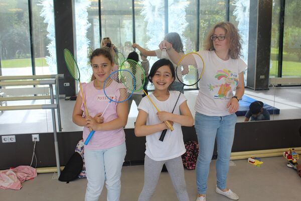 Юлия Алимова, редактор газеты для женщин-мигранток Гул Юлия Алимова, редактор газеты для женщин-мигранток Гул - Sputnik Узбекистан