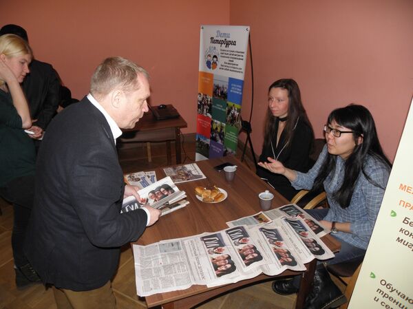 Айым Бакы, корреспондент газеты для женщин-мигранток Гул Айым Бакы, корреспондент газеты для женщин-мигранток Гул - Sputnik Узбекистан