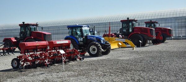 Vistavka selxoztexniki v Sirdarinskoy oblasti - Sputnik O‘zbekiston