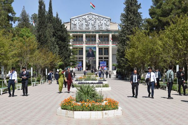 В столице Таджикистана открылась седьмая по счету Международная выставка-ярмарка Российское образование: Душанбе-2018 - Sputnik Узбекистан