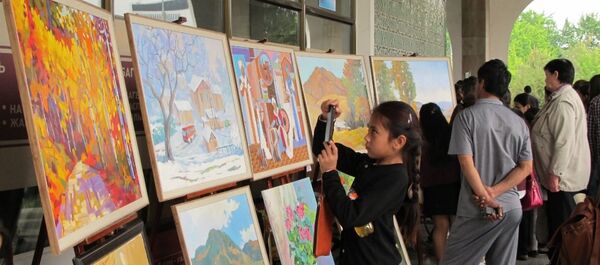 В Ташкенте стартовал фестиваль изобразительного и прикладного искусства - Sputnik Узбекистан