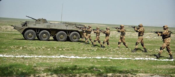 Учения армии Узбекистана на полигоне Фориш - Sputnik Узбекистан