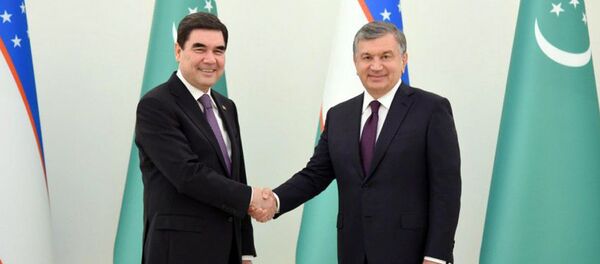 В резиденции Куксарой состоялась церемония официальной встречи Президента Туркменистана В резиденции Куксарой состоялась церемония официальной встречи Президента Туркменистана - Sputnik Ўзбекистон