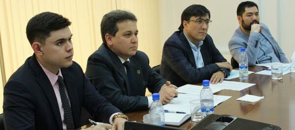 В Ташкенте прошла первая встреча экспертно-аналитической группы во главе с заместителем министра Шерзодом Шерматовым В Ташкенте прошла первая встреча экспертно-аналитической группы во главе с заместителем министра Шерзодом Шерматовым - Sputnik Узбекистан