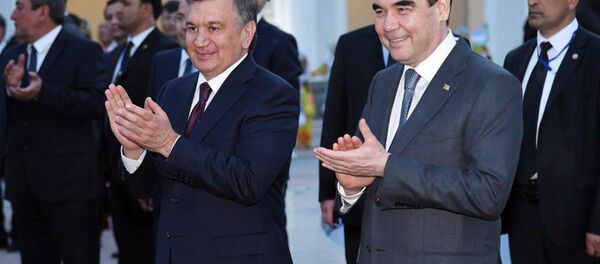 Президенты Туркменистана и Узбекистана - Гурбангулы Бердымухаммедов и Шавкат Мирзиёев Президенты Туркменистана и Узбекистана - Гурбангулы Бердымухаммедов и Шавкат Мирзиёев - Sputnik Ўзбекистон