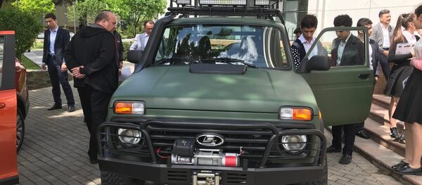 Выставка машин АвтоВАЗа - Sputnik Узбекистан