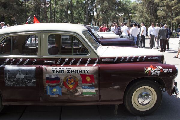 Автопробег с участием автмобилей Победа прибыл в Ташкент - Sputnik Узбекистан